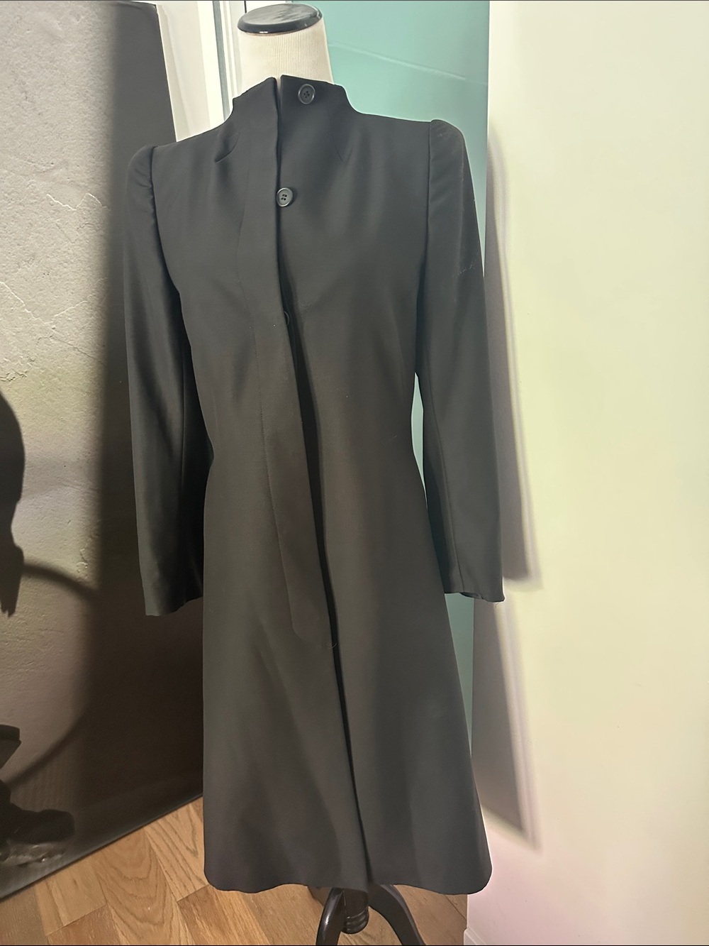 Rare Alexander McQueen Black Sculptural Long Coat IT 44/US 8, Pristine condition